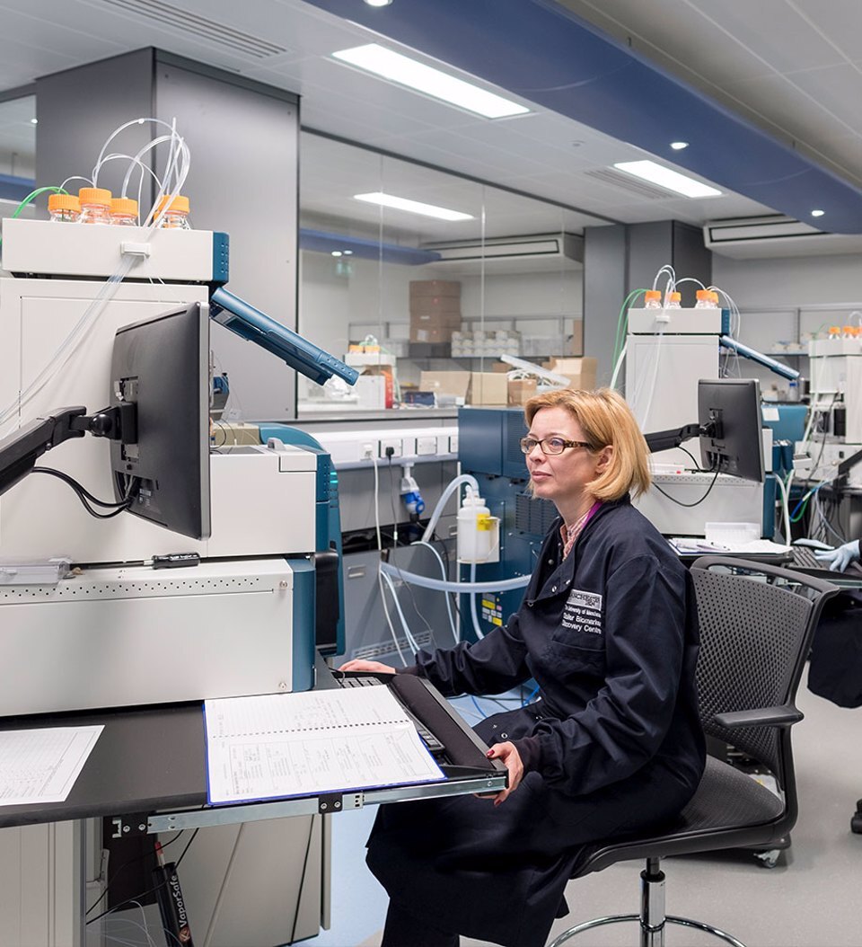 A woman working in a lab at CityLabs 1.0